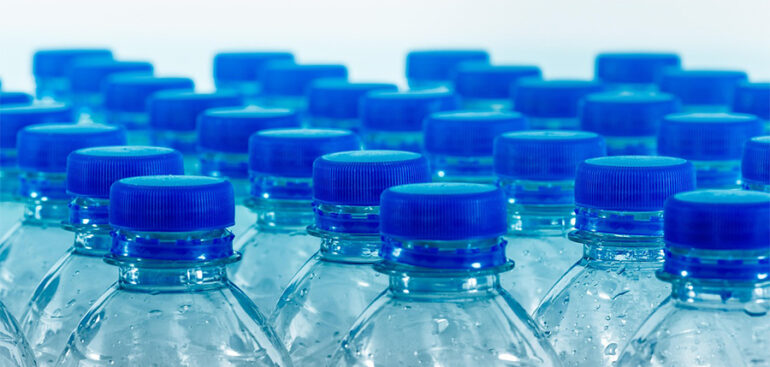 logistica viaje botella agua